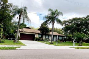 Orlando 1 Acre 4 BD Home Central Near Universal